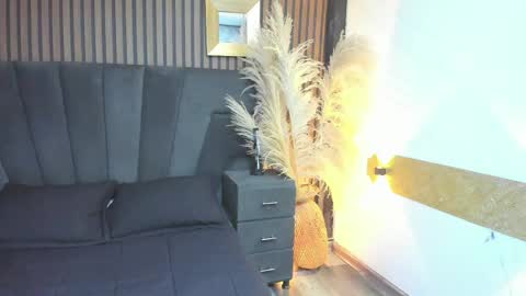 3X NAXAA online show from 04.12.26