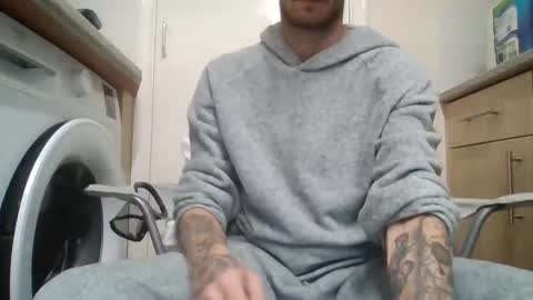 420feetloverr420 online show from 09.25.25