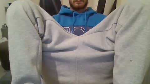 420feetloverr420 online show from 10.24.25