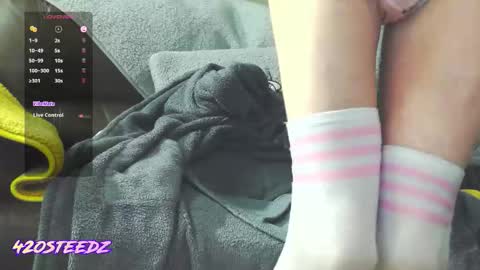 Snapshot of 420steedz chatting on 12.20.25 420steedz online show from 12.20.25