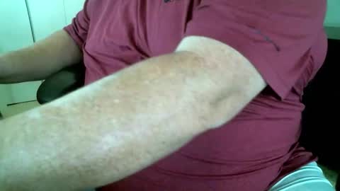 Snapshot of 4bgdaddyks chatting on 10.29.25 4bgdaddyks online show from 10.29.25