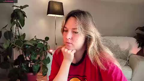 Snapshot of 5_in_one chatting on 06.19.26 Sunshine online show from 06.19.26