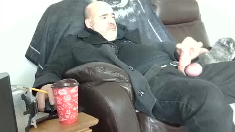 Snapshot of 66bear chatting on 11.15.25 66bear online show from 11.15.25