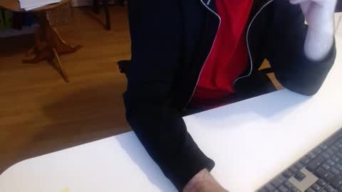 Snapshot of 69pifpaf chatting on 12.20.24 69pifpaf online show from 12.20.24