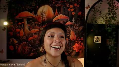 B R I E L A  online show from 03.12.26