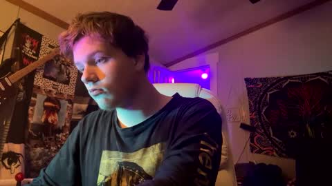 Snapshot of 710lemonade420 chatting on 02.01.25 lemonade online show from 02.01.25