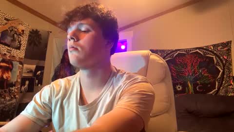 Snapshot of 710lemonade420 chatting on 02.17.25 lemonade online show from 02.17.25