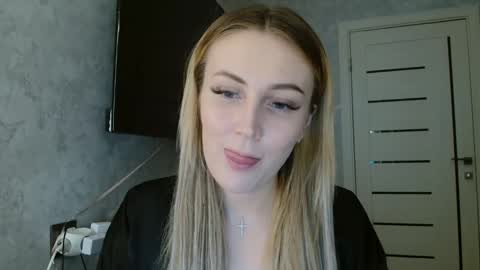 7melania online show from 10.08.25