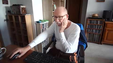  Papi  online show from 04.13.26