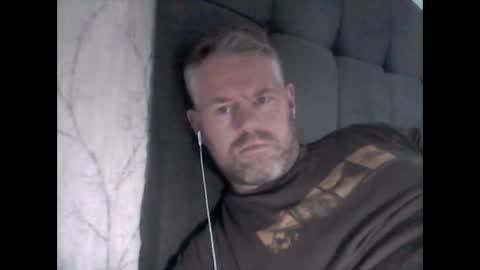 81jonnyx online show from 10.11.25