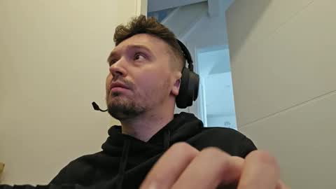 8inchdude93 online show from 09.16.25