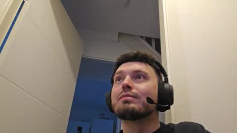 Snapshot of 8inchdude93 chatting on 02.05.26 8inchdude93 online show from 02.05.26