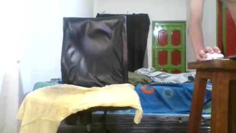 Snapshot of 8inchesedger chatting on 03.10.26 8inchesedger online show from 03.10.26