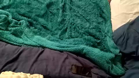 8intenn online show from 02.19.26