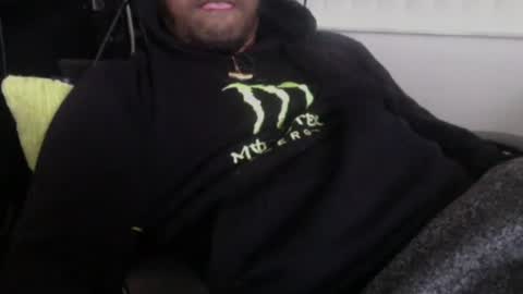 Snapshot of 9inchhammer chatting on 01.15.25 9inchhammer online show from 01.15.25