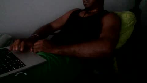 Snapshot of 9inchhammer chatting on 04.08.26 9inchhammer online show from 04.08.26