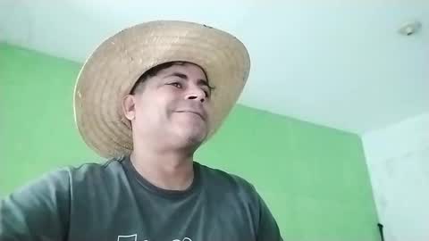 9vinhocamshow online show from 01.31.25