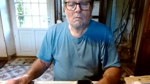 Snapshot of _123_voyeur_ chatting on 11.11.25 _123_voyeur_ online show from 11.11.25