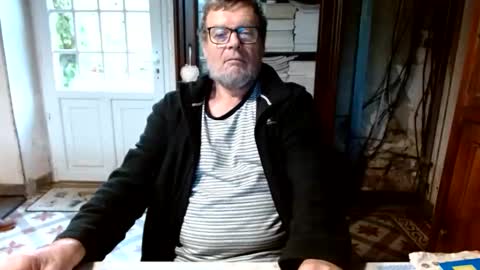 Snapshot of _123_voyeur_ chatting on 11.16.25 _123_voyeur_ online show from 11.16.25