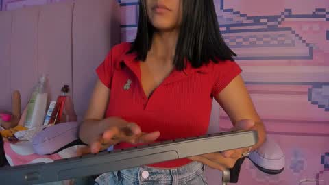 Alice  online show from 10.15.25