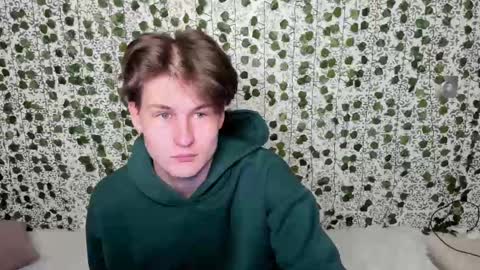 EMILY AND  MARCUS online show from 02.12.25