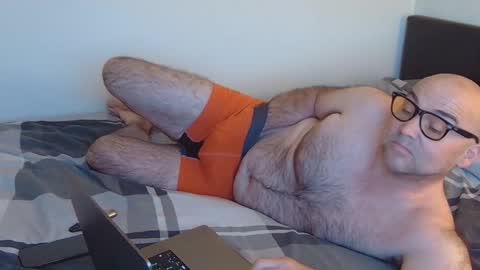 God Zeus online show from 09.16.25