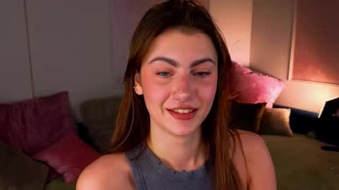 Snapshot of _a_n_n_y_ chatting on 10.14.25 Willow online show from 10.14.25