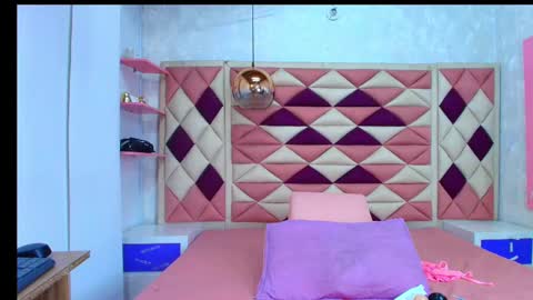  abby rouss online show from 09.16.25