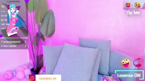 Abril  online show from 12.19.25