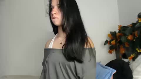 Snapshot of _abrill_20 chatting on 10.16.25 _abrill_20 online show from 10.16.25