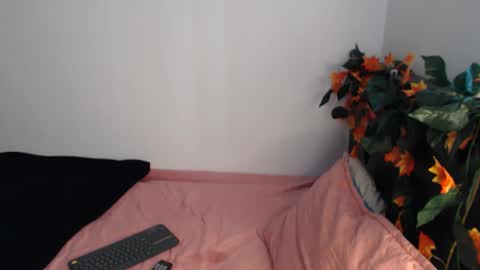 Snapshot of _abrill_20 chatting on 11.24.25 _abrill_20 online show from 11.24.25