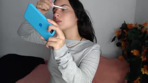 Snapshot of _abrill_20 chatting on 11.30.25 _abrill_20 online show from 11.30.25