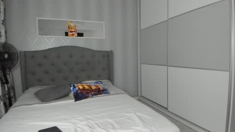 Snapshot of _adelle chatting on 12.07.24 Adelle online show from 12.07.24