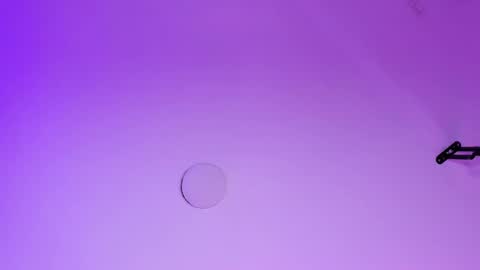 Snapshot of _agathaargent chatting on 12.29.24 Agatha online show from 12.29.24