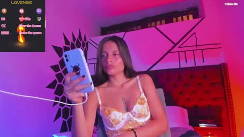 Snapshot of _agathaargent chatting on 02.13.25 Agatha online show from 02.13.25