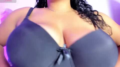 _aithanaa_ online show from 04.07.26