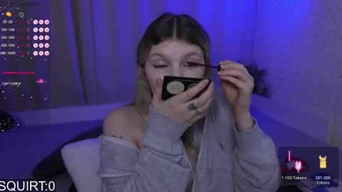 Snapshot of _aleksa chatting on 11.29.25 Alexa online show from 11.29.25