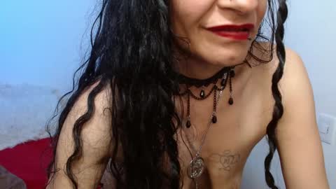 Snapshot of _alexandrajones chatting on 01.25.25 Alexandra online show from 01.25.25