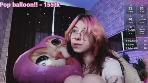Snapshot of _alicenyx chatting on 06.22.26 Alice online show from 06.22.26
