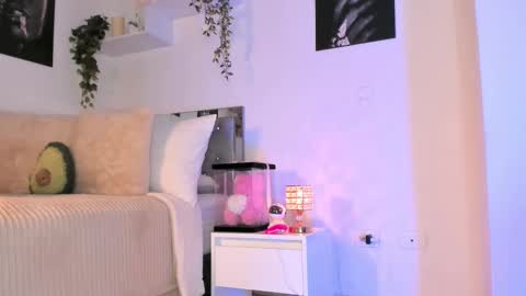 Karo online show from 09.18.25