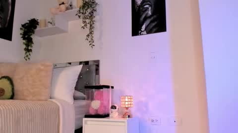 Karo online show from 10.08.25