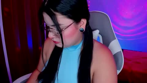 Snapshot of _alukah__ chatting on 10.28.25 Alisa online show from 10.28.25