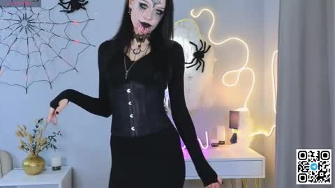 Amy online show from 10.31.25