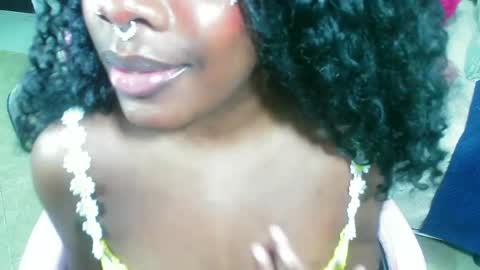 Snapshot of _amy_rojas_ chatting on 06.19.26 ask me online show from 06.19.26