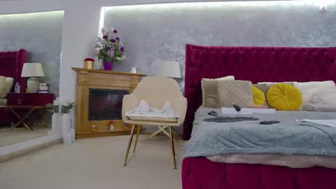 Snapshot of _ana_star chatting on 11.18.25 _ana_star online show from 11.18.25