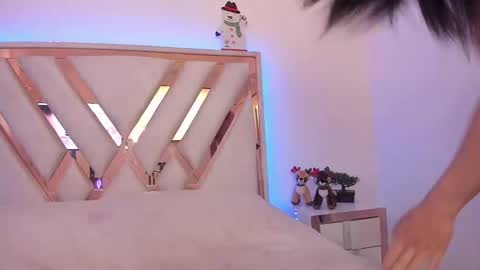 Snapshot of _andyy__ chatting on 12.16.24 Andy online show from 12.16.24