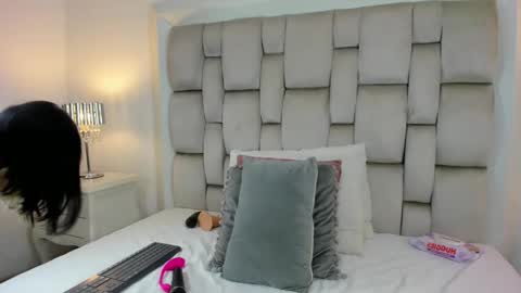 Angel Azul online show from 02.22.25