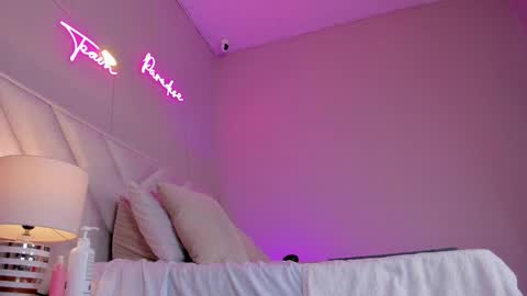 ngela  online show from 02.24.25