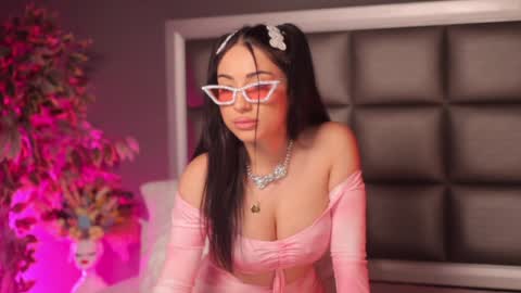 Anna online show from 01.16.25