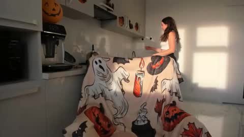 Anna online show from 11.02.25